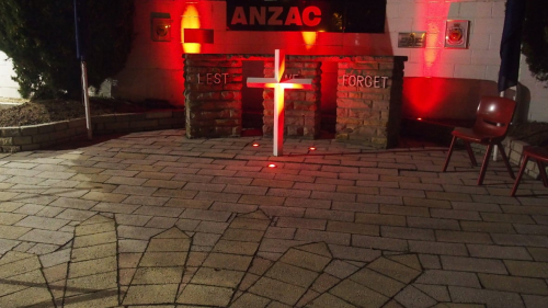 anzac_day_2022-dawn_service_cenotaph - ex_peter_dane